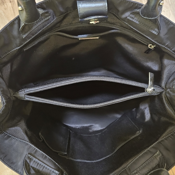 Salvatore Ferragamo Vara Tote Nylon with Leather Medium - Picture 4 of 16